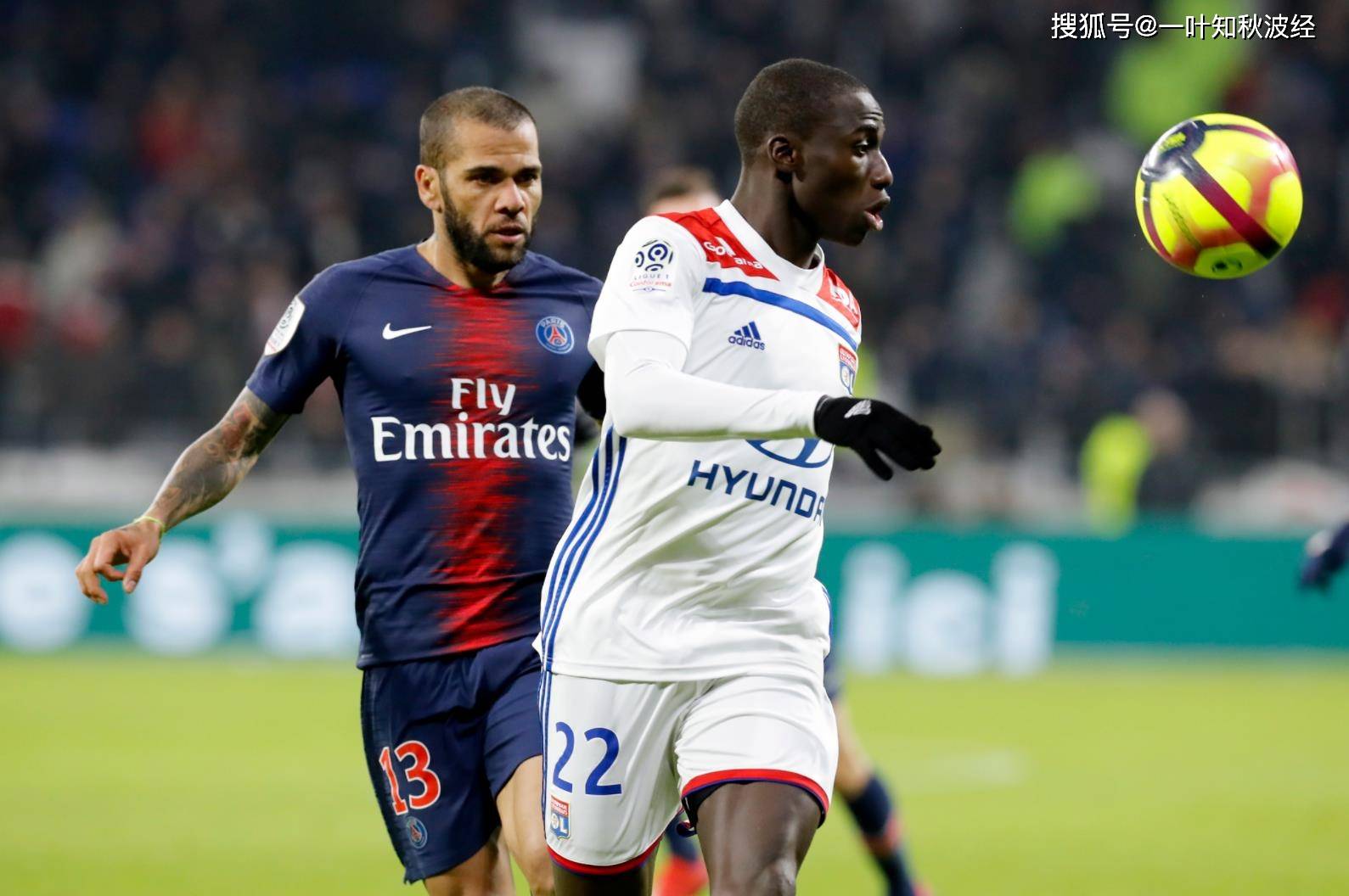 今晨里尔门线救险——法国杯节点到来;话题不断;更衣室氛围转暖 今晨里尔门线救险——法国杯节点到来;话题不断;更衣室氛围转暖